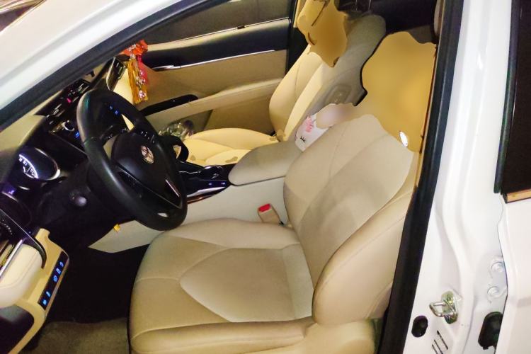 Used Toyota Camry 2021 2.0G Luxury Edition Left Front Seat