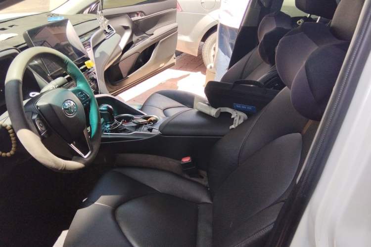 Used Toyota Camry 2021 2.5G Luxury Edition Left Front Seat