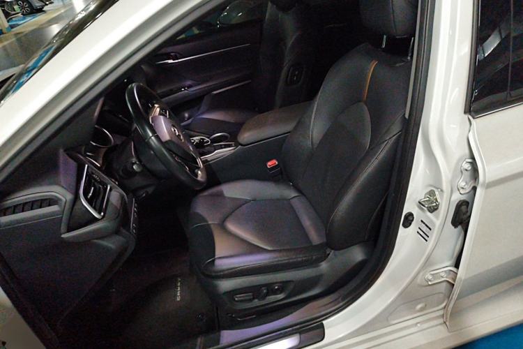 Used Toyota Camry 2021 2.0G Luxury Edition Left Front Seat