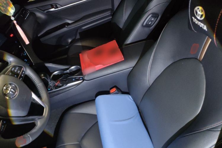 Used Toyota Camry 2021 2.0G Luxury Edition Left Front Seat