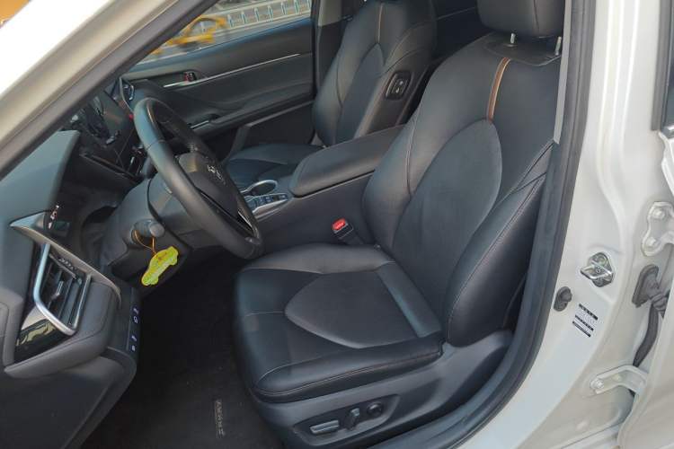 Used Toyota Camry 2021 Dual-Motor 2.5HG Luxury Edition Left Front Seat