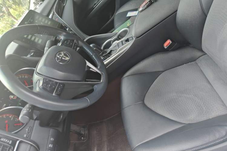 Used Toyota Camry 2021 2.0S FENGSHANG Edition Left Front Seat