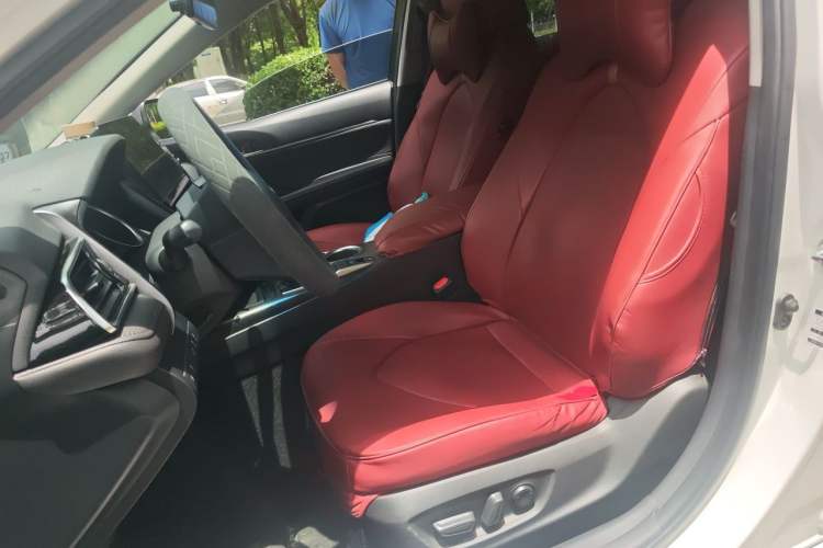 Used Toyota Camry 2021 2.0G Luxury Edition Left Front Seat