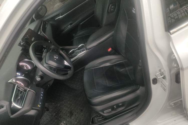 Used Toyota Camry 2021 2.0G Luxury Edition Left Front Seat