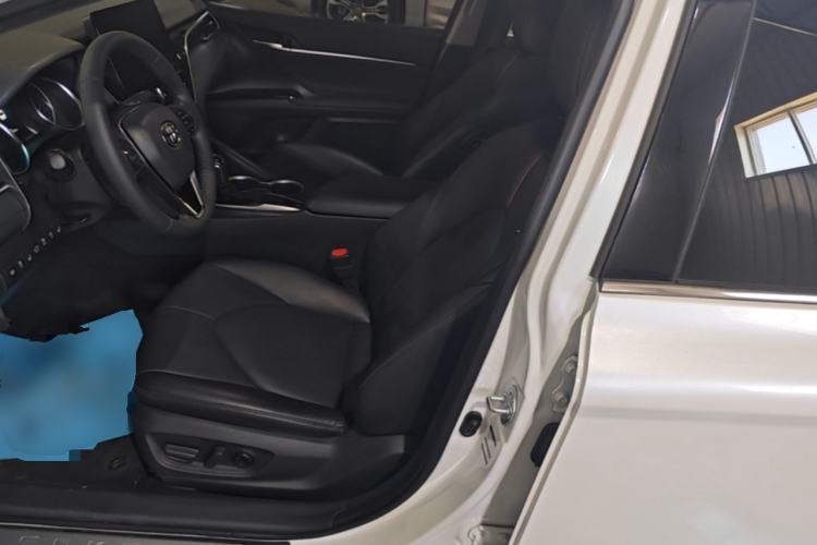 Used Toyota Camry 2021 2.0G Luxury Edition Left Front Seat