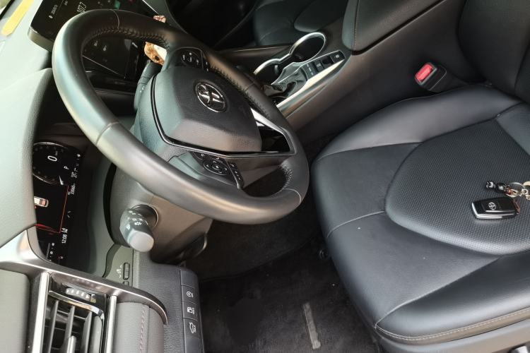Used Toyota Camry 2021 2.5G Luxury Edition Left Front Seat