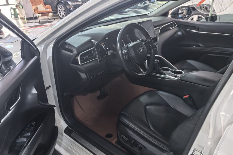 Used Toyota Camry 2021 2.0G Luxury Edition Left Front Seat