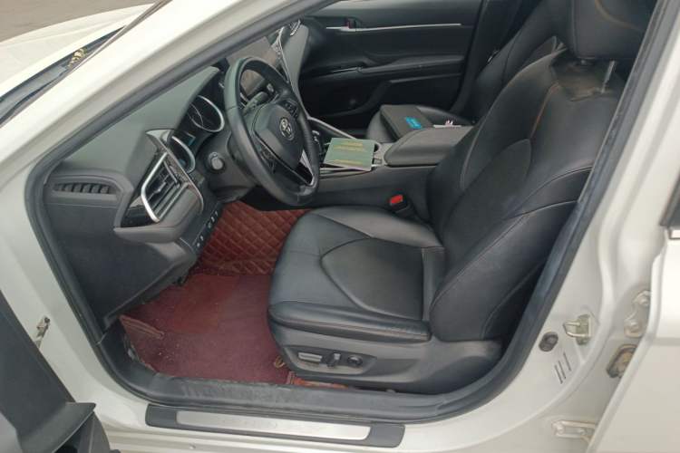 Used Toyota Camry 2021 2.0G Luxury Edition Left Front Seat