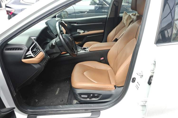 Used Toyota Camry 2021 2.5G Luxury Edition Left Front Seat
