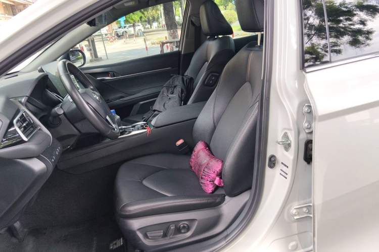 Used Toyota Camry 2021 2.5G Luxury Edition Left Front Seat