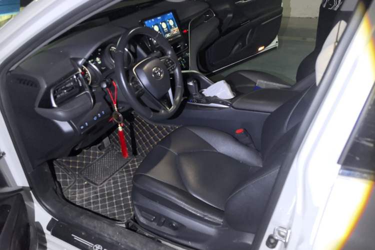 Used Toyota Camry 2021 2.0G Luxury Edition Left Front Seat