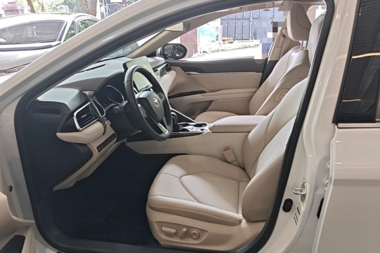 Used Toyota Camry 2021 2.0G Luxury Edition Left Front Seat