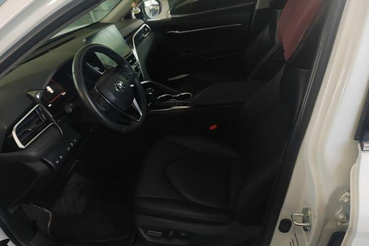 Used Toyota Camry 2021 2.5G Luxury Edition Left Front Seat