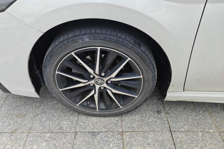 Used Toyota Camry 2021 Dual-Motor 2.5HS Fēngshàng Edition Left Front Wheel Hub