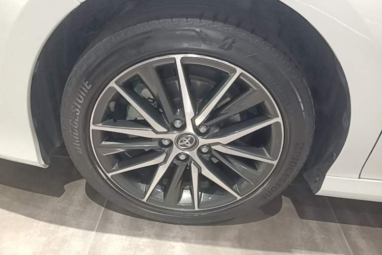 Used Toyota Camry 2021 2.5G Luxury Edition Left Front Wheel Hub
