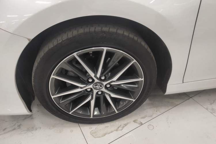 Used Toyota Camry 2021 2.5G Luxury Edition Left Front Wheel Hub