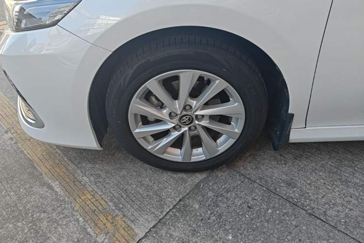 Used Toyota Camry 2021 2.0G Luxury Edition Left Front Wheel Hub