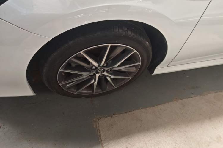 Used Toyota Camry 2021 2.5G Luxury Edition Left Front Wheel Hub
