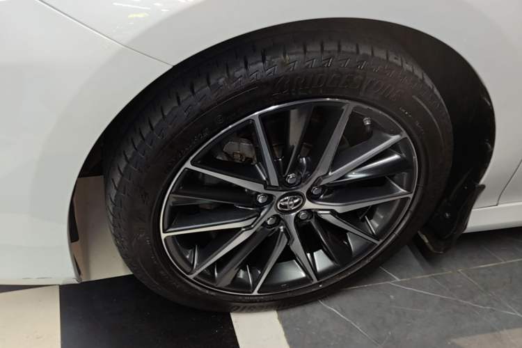 Used Toyota Camry 2021 2.5G Luxury Edition Left Front Wheel Hub
