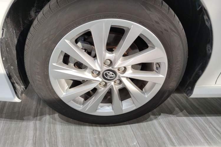 Used Toyota Camry 2021 2.0G Luxury Edition Left Front Wheel Hub
