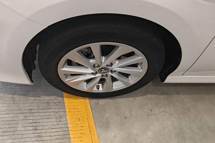 Used Toyota Camry 2021 2.0G Luxury Edition Left Front Wheel Hub