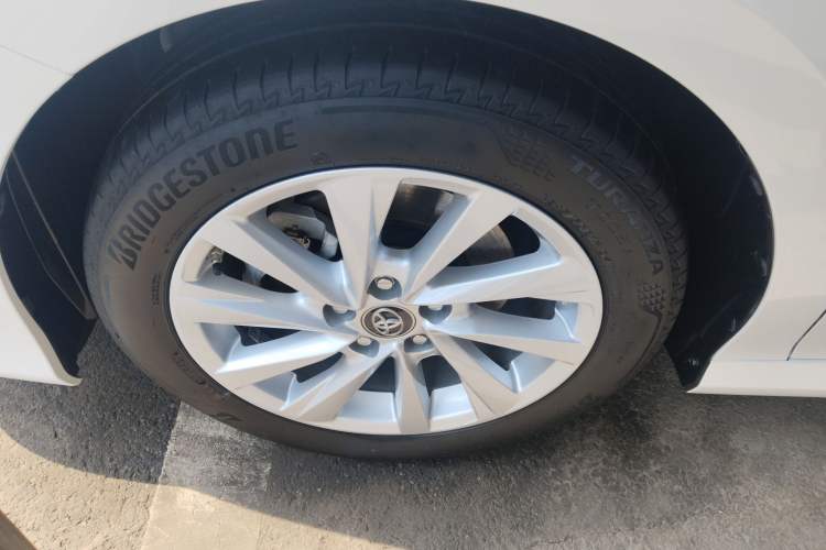 Used Toyota Camry 2021 2.0G Luxury Edition Left Front Wheel Hub