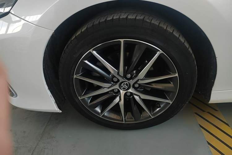Used Toyota Camry 2021 2.5G Luxury Edition Left Front Wheel Hub