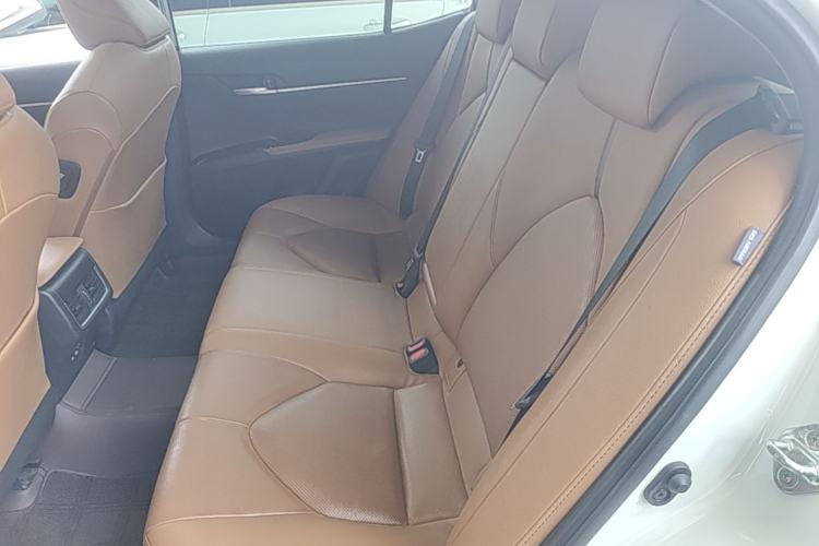Used Toyota Camry 2021 2.5G Luxury Edition Left Rear Seat