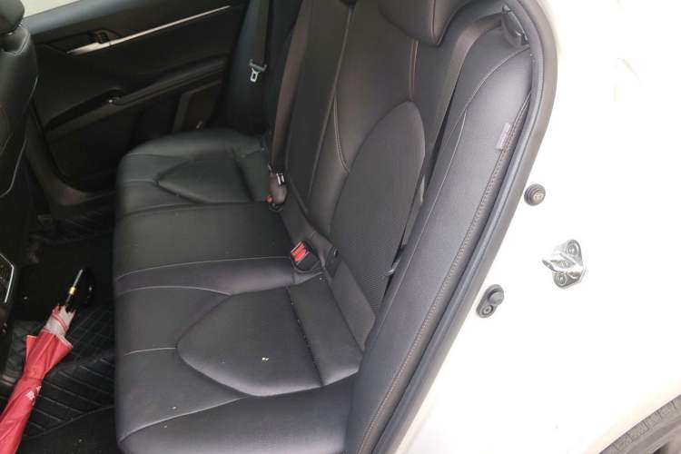 Used Toyota Camry 2021 2.5G Luxury Edition Left Rear Seat