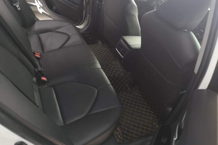 Used Toyota Camry 2021 2.5G Luxury Edition Left Rear Seat