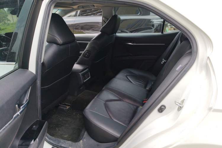 Used Toyota Camry 2021 2.0G Luxury Edition Left Rear Seat