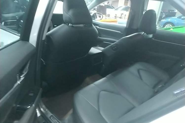 Used Toyota Camry 2021 2.5G Luxury Edition Left Rear Seat