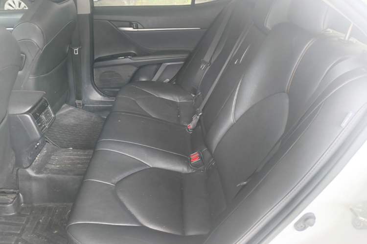 Used Toyota Camry 2021 2.0G Luxury Edition Left Rear Seat