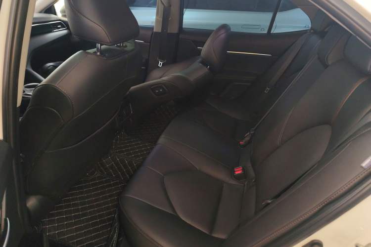 Used Toyota Camry 2021 2.0G Luxury Edition Left Rear Seat