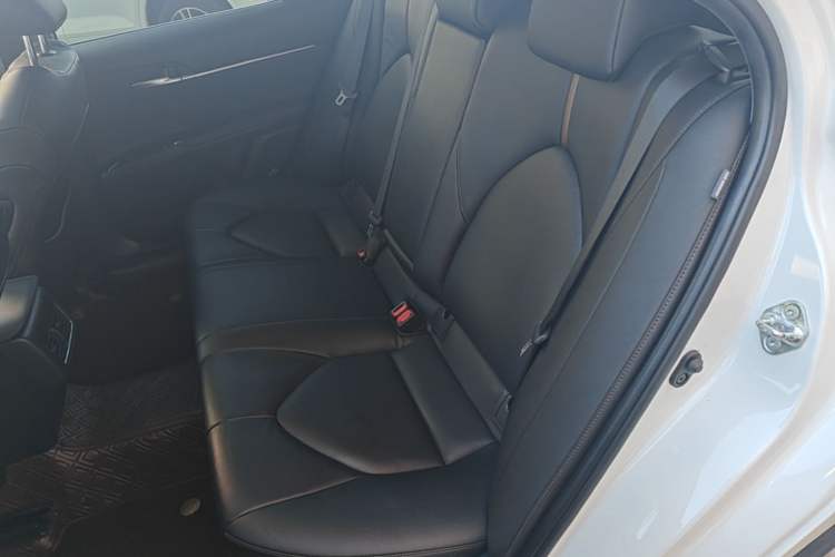 Used Toyota Camry 2021 2.0G Luxury Edition Left Rear Seat