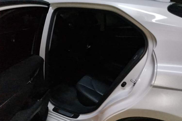 Used Toyota Camry 2021 2.0G Luxury Edition Left Rear Seat