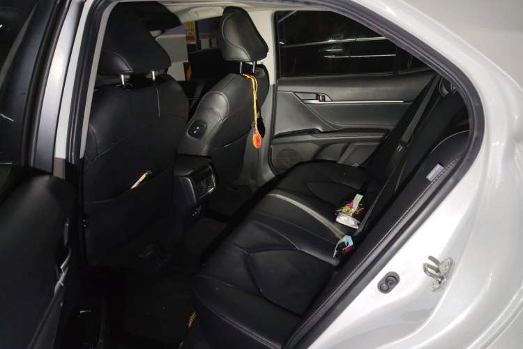 Used Toyota Camry 2021 2.0G Luxury Edition Left Rear Seat