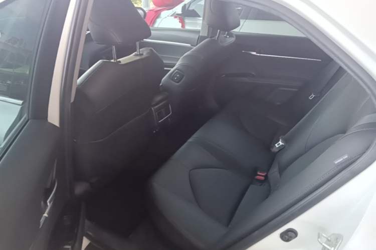 Used Toyota Camry 2021 Dual-Motor 2.5 HGVP Leading Edition Left Rear Seat