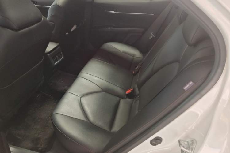 Used Toyota Camry 2021 2.5G Luxury Edition Left Rear Seat