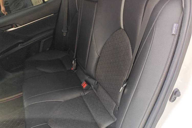 Used Toyota Camry 2021 2.5S Fēngshàng Edition Left Rear Seat