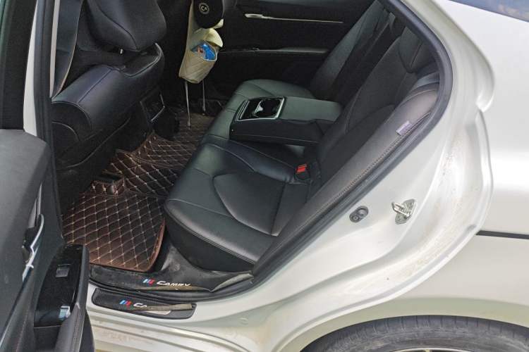 Used Toyota Camry 2021 2.5G Luxury Edition Left Rear Seat