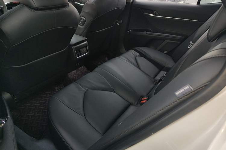 Used Toyota Camry 2021 2.0G Luxury Edition Left Rear Seat