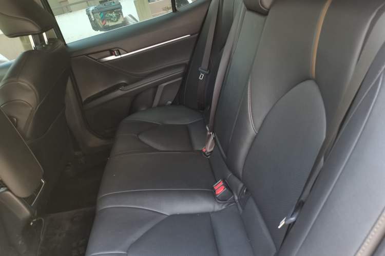 Used Toyota Camry 2021 2.5G Luxury Edition Left Rear Seat