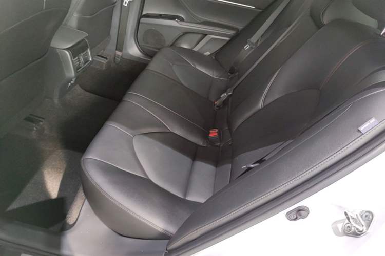 Used Toyota Camry 2021 2.0G Luxury Edition Left Rear Seat