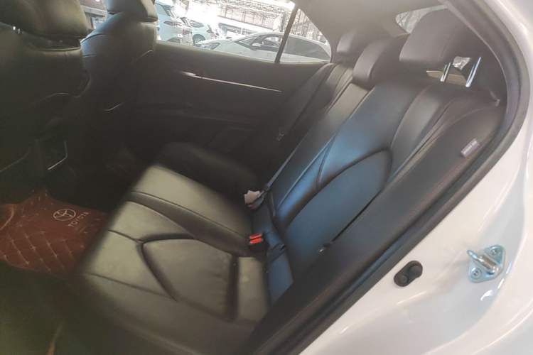 Used Toyota Camry 2021 2.0G Luxury Edition Left Rear Seat