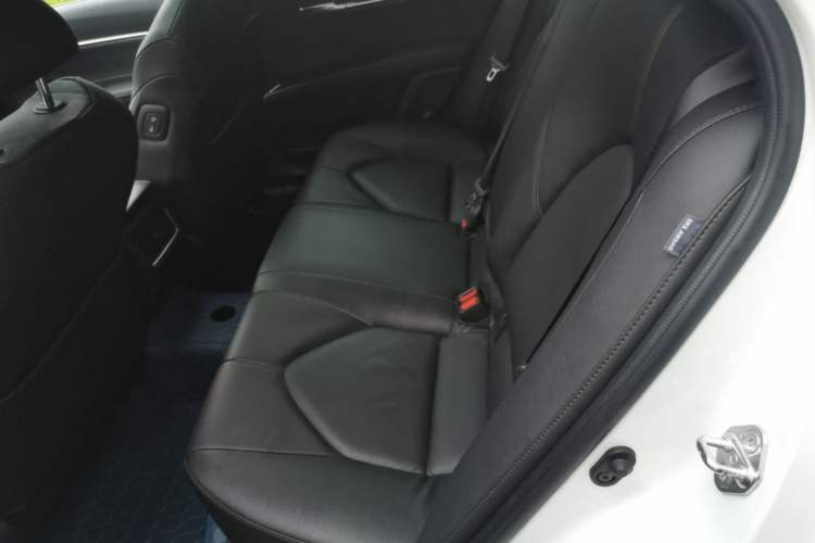 Used Toyota Camry 2021 2.5G Luxury Edition Left Rear Seat