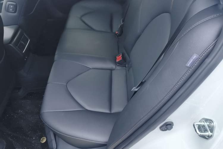 Used Toyota Camry 2021 2.5G Luxury Edition Left Rear Seat