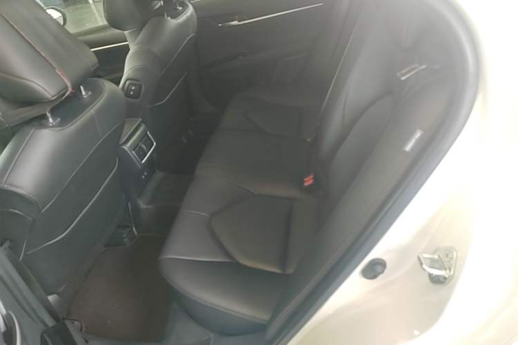 Used Toyota Camry 2021 2.5G Luxury Edition Left Rear Seat