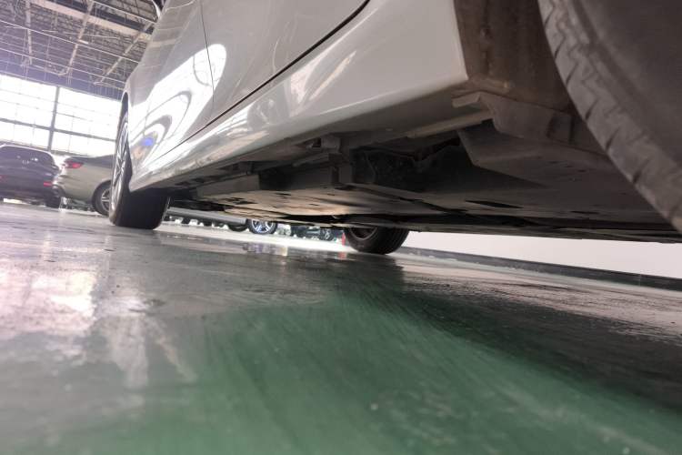 Used Toyota Camry 2021 2.0G Luxury Edition Left Side Sill