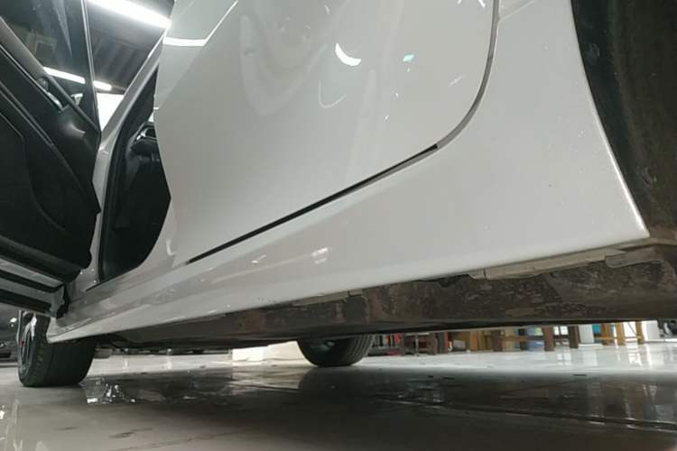 Used Toyota Camry 2021 2.5G Luxury Edition Left Side Sill
